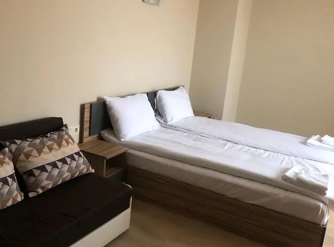 Pensjonat за гости праматарови 3*